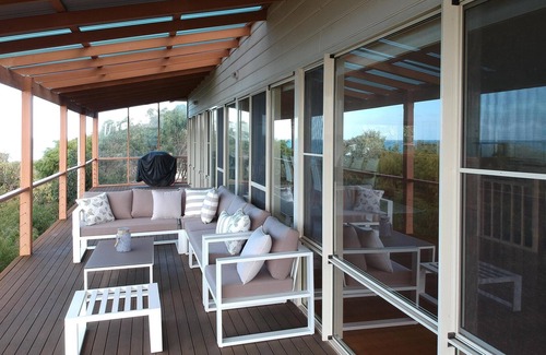 Augusta House | Vivente - 180 degree views of the river mouth. An easy walk to the Colourpatch Cafe and ocean - Vivente - ocean views everywhere