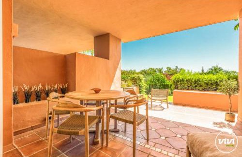 Marbella Apartment | ViVi Homes - Boho Sunrise Alminar Pool, Garden & Terrace