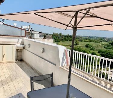 Corviale Apartment | Vivi in un attico tipico Romano con vista su Roma