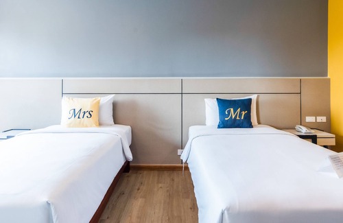 Pong Apartment | Vivid Space City & Ocean View