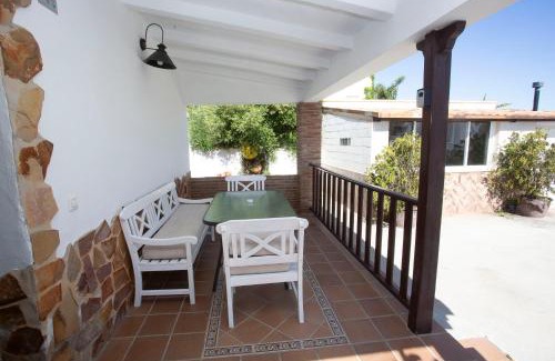 Zahora House | Viviendas Turísticas El Mero