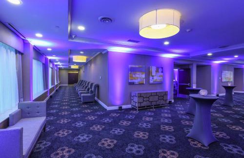 Central Business District Hotel | Voco The Clair Cincinnati Downtown by IHG