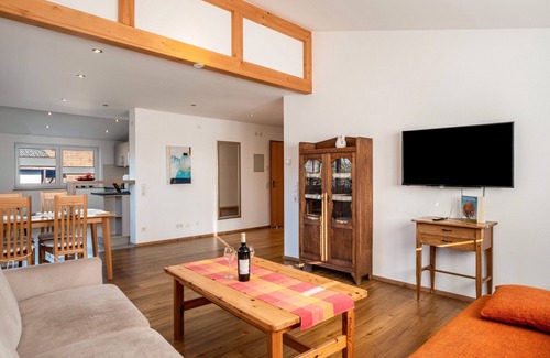 Uehlingen-Birkendorf Apartment | “Vogelsang” vacation apartment for 2 - 4 people with large balcony