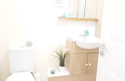 Southampton House | Vokes House, Sleeps 7