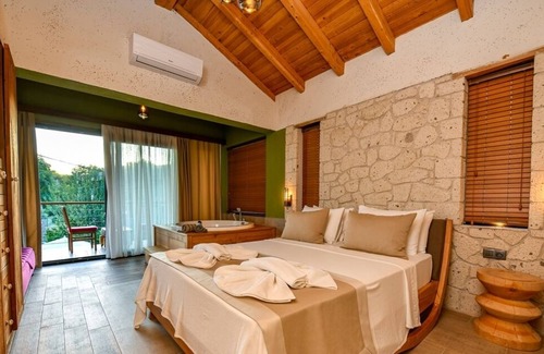 Yaniklar Villa | Volans Suites 3, Two-Bedroom Villa