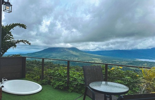 Venado Villa | Volcano and Lake View, Eco Glam #1.