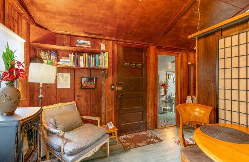 Volcano House | Volcano Artist Cottage