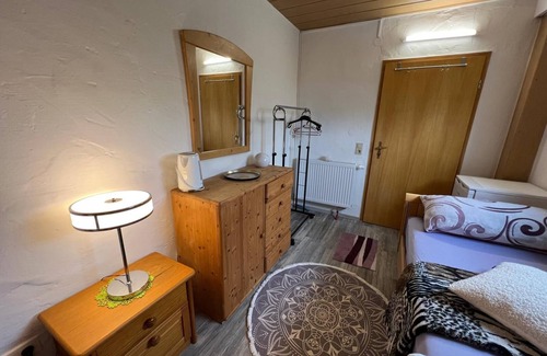 Volkach Apartment | Volkach near highway A3/room 2 beds/bathroom