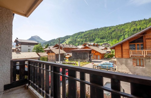 Morzine Apartment | Voroches B6 One bedroom close to centre, 5min to Super-Morzine cable car