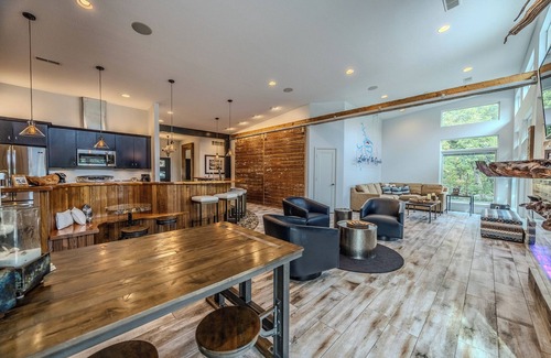 Lake Ozark House | Voted #1 by USA Today!