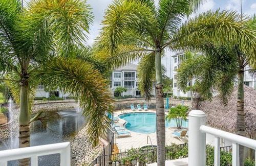 Bonita Shores Condo | VOTED BEST BONITA VALUE, Freshly PAINTED 7/25