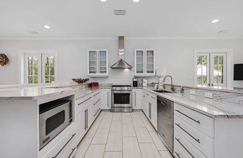 Watercolor House | Voted Best of Watercolor! Pet Friendly! 🐶 Golf Cart & Bikes Included