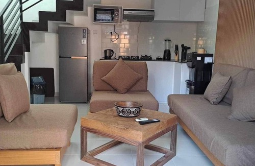 Drupadi Villa | Voted Best Value Villa in Legian, EmLi Villa on Purnaman3 Bedroom + 3.5 bathroom