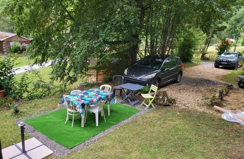 Prats-du-Perigord Ski Chalet | Vous Avez Besoin de Calme Nous Avons ce qu' il Vous Faut!!!! la Dordogne