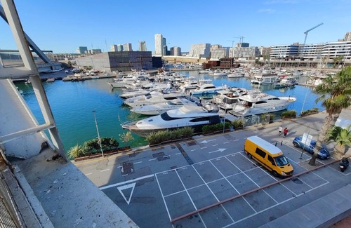Sant Adria de Besos Boat Rental | Voyager