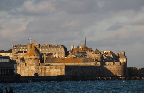 Saint-Jouan-des-Guerets House | Vrbo Property