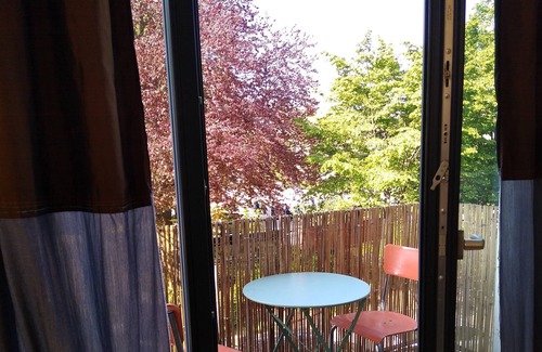 Sint-Gillis Apartment | Vrbo Property