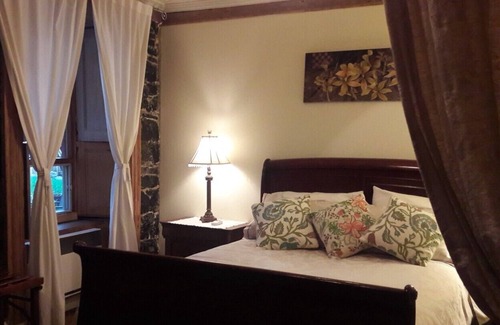 Saint-Jean-Baptiste Bed & Breakfast | Vrbo Property