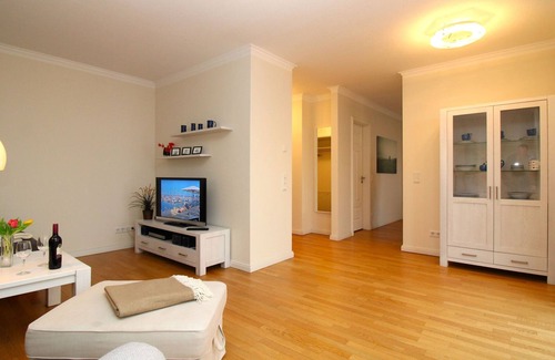 Hohen Niendorf Apartment | Vrbo Property
