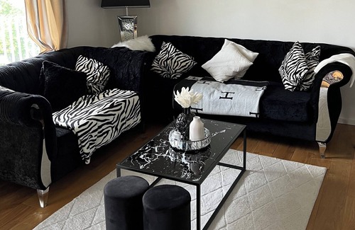 Raderthal Apartment | Vrbo Property
