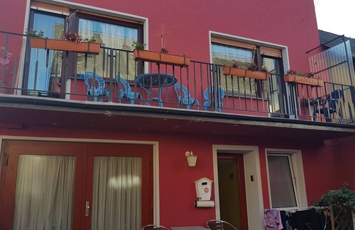 Kestert House | Vrbo Property