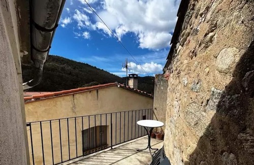 Catllar House | Vrbo Property