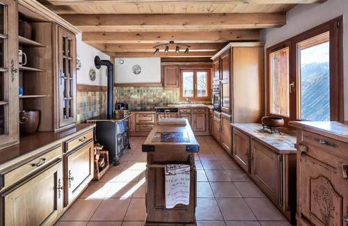 Beranger Ski Chalet | Vrbo Property