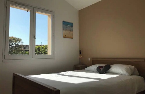 Linxe House | Vrbo Property