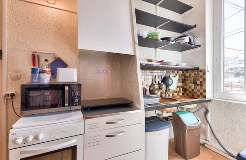 4th Arrondissement Apartment | Vrbo Property
