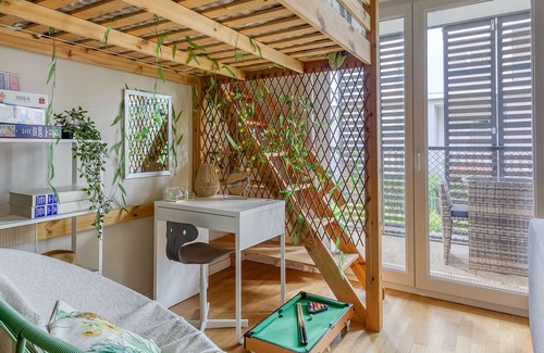 Palaiseau Apartment | Vrbo Property