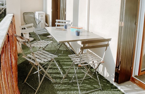 Les Lecques Apartment | Vrbo Property