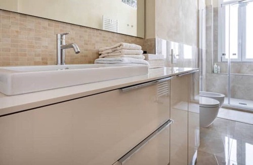 Porta Venezia Apartment | Vrbo Property