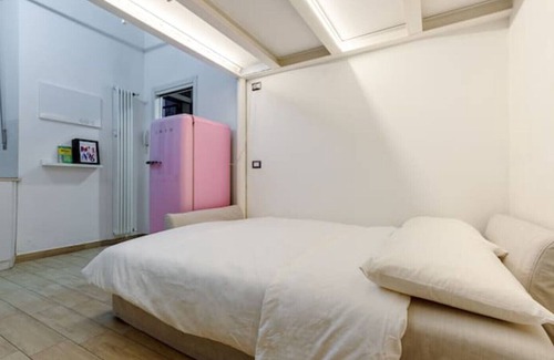 Tricolore Apartment | Vrbo Property