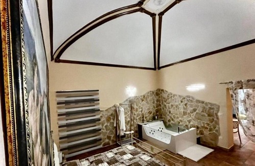 Molfetta Apartment | Vrbo Property