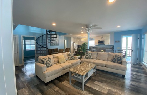 Crescent Beach House | VRBO’s rated PCBs top 5 Beach House! Big Deck,Memory Maker. Ck Reviews