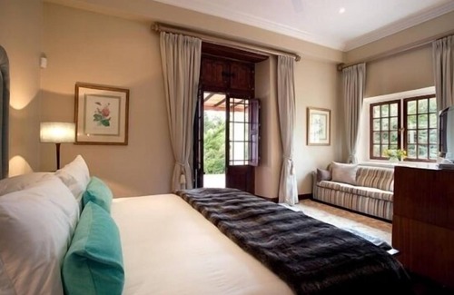 Raithby House | Vredenburg Manor House