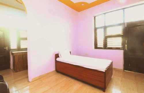 Mathura Apartment | Vrinda Homestay