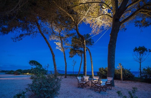 Vromonerion Villa | Vrysomylos - Unique Villa on the beach front