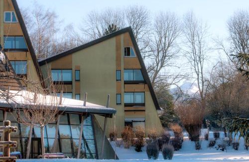 Saint-Sauves-d'Auvergne Resort | VTF Le Domaine des Puys