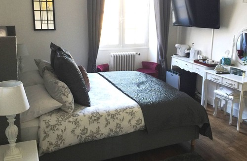 Excideuil Bed & Breakfast | Vue du Château D'excideuil