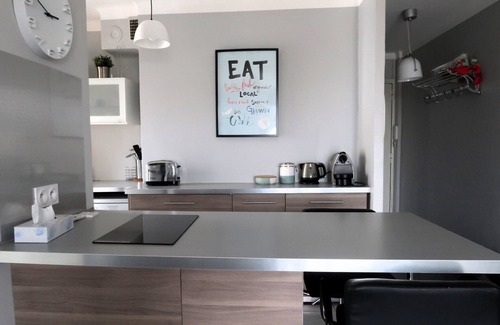 7th Arrondissement Apartment | Vue Mer, Tout Équipé-climatisation/wifi Plage Catalans/pharo