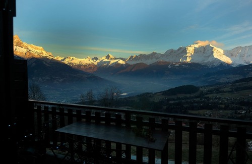 Cordon Ski Chalet | Vue Mont-Blanc, unique, cosy and natural