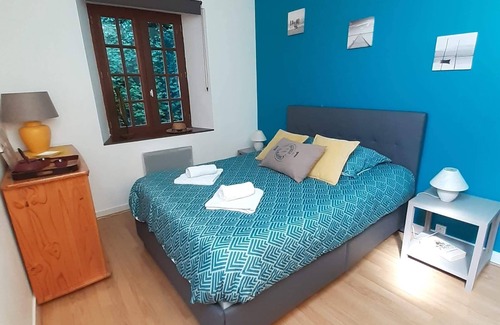 Dinan Apartment | Vue sur le port de Dinan