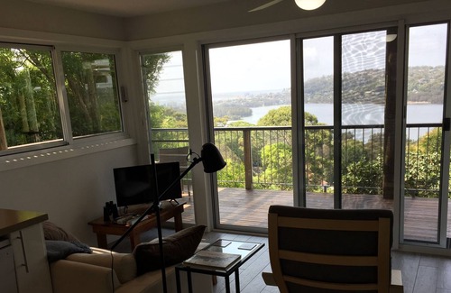 Elanora Heights Apartment | "Vuze" from the hill