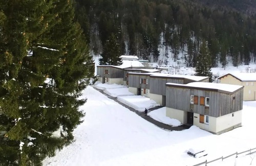 Lelex Apartment | VVF Les Monts Jura - 3-room apartment - Baby bed not possible for 7 people
