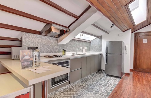 Zona Rosa Apartment | w* | Delightful 1BR with Terrace in Zona T