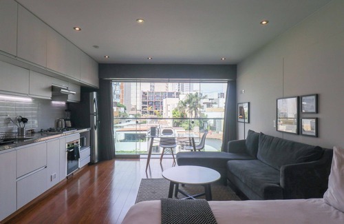Barranco Apartment | w* | Hidden Gem Loft Near Barranco Boardwalk