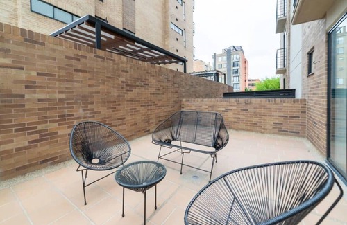 Usaquen Apartment | w* | Lovely Loft with Terrace in Santa Ana
