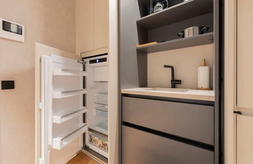 Palacio Apartment | w * | Modern 1BR at Palacio Real