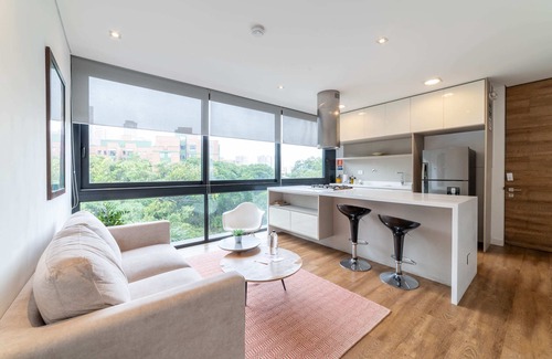 El Poblado Apartment | w* | Modern 1BR Stay w/Pool in Energy Building